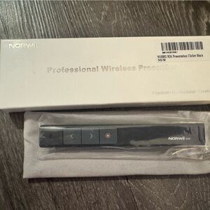 Norwii N26 Wireless Presenter Clicker Black